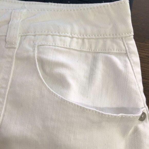 Jolt White Denim A-Line Button Closure Cotton Spandex Mini Skirt Size 9 - Picture 3 of 7